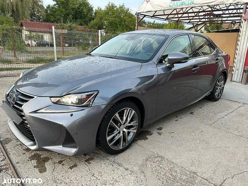 Second-hand Lexus IS250 Executive Line 208 CP (152 kW) 2016 Culoaregri Berlinǎ