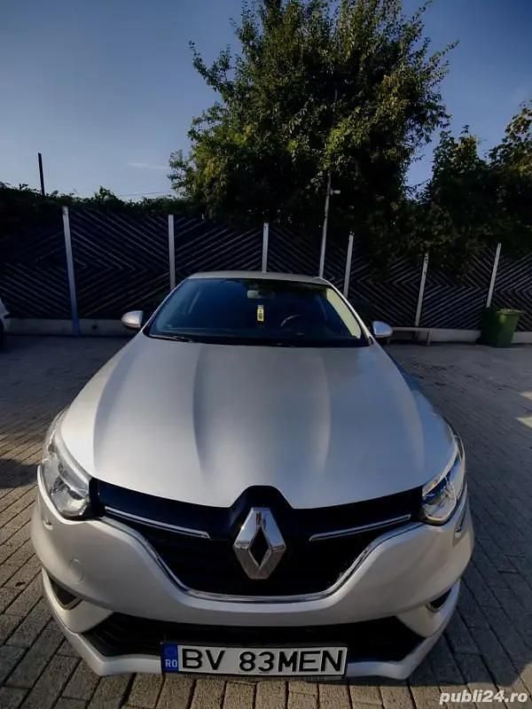 Gri Utilizat 2016 Renault Mégane IV Hatchback | 7.600 EUR - Imagine 1/4