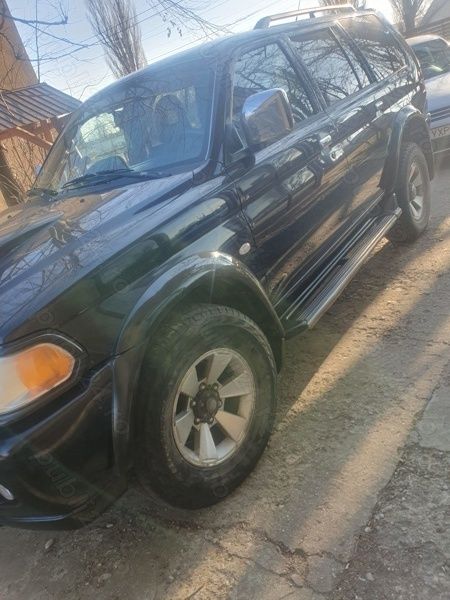Utilizat 2008 Mitsubishi Pajero SUV | 5.950 EUR - Imagine 1/4