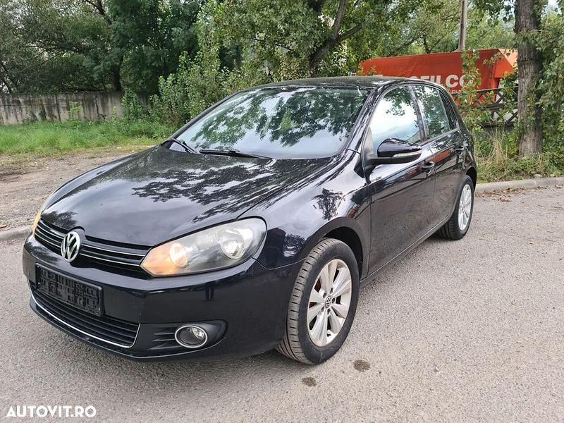 Culoarenegru Utilizat 2010 VW Golf VI Highline Hatchback | 3.900 EUR (Preț OK) - Imagine 1/4