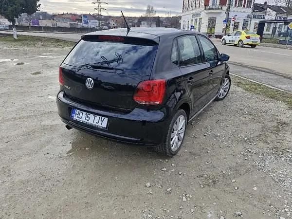 Second-hand VW Polo LOUNGE 90 CP (66 kW) 2014 Negru Hatchback