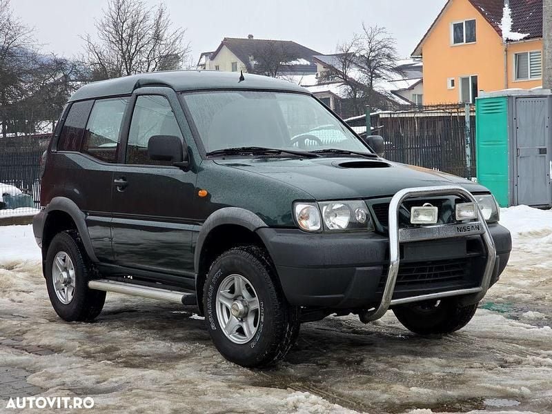 Second-hand Nissan Terrano Comfort 125 CP (91 kW) 2005 Culoareverde SUV