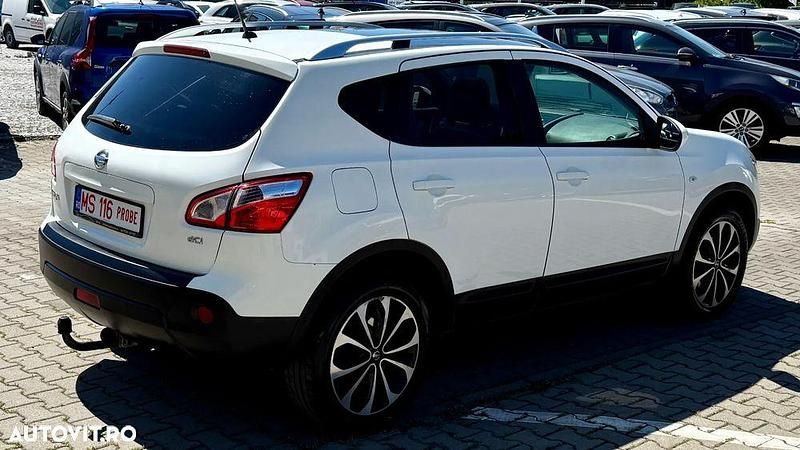 Second-hand Nissan Qashqai Tekna 110 CP (80 kW) 2012 Culoarealb SUV