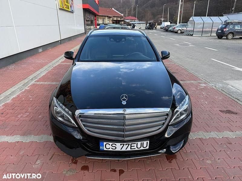 Culoarenegru Utilizat 2017 Mercedes C250 Avantgarde Break | 10.900 EUR (Super Preț) - Imagine 1/4
