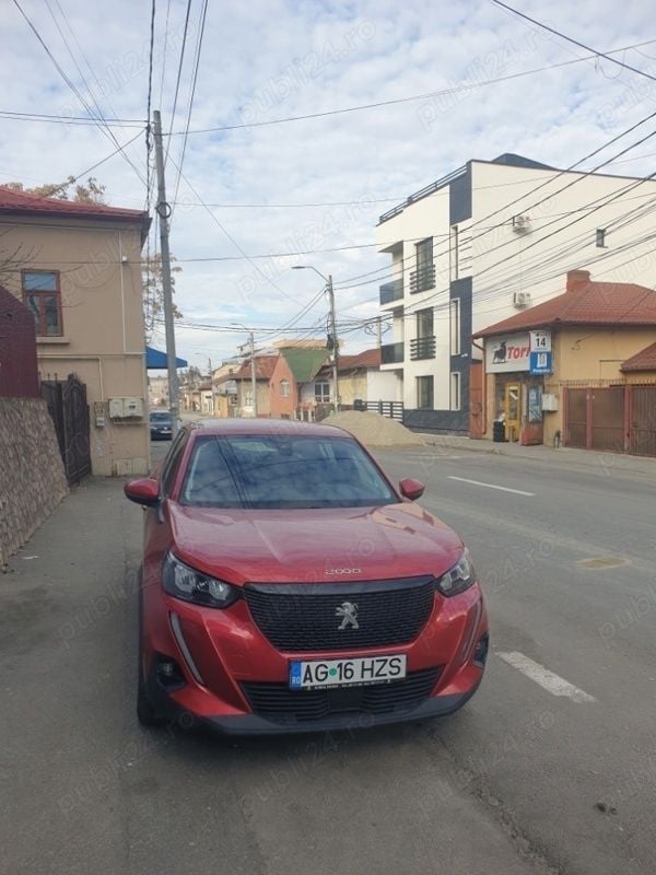 Utilizat 2020 Peugeot 2008 SUV | 15.500 EUR (Puțin scump) - Imagine 1/4