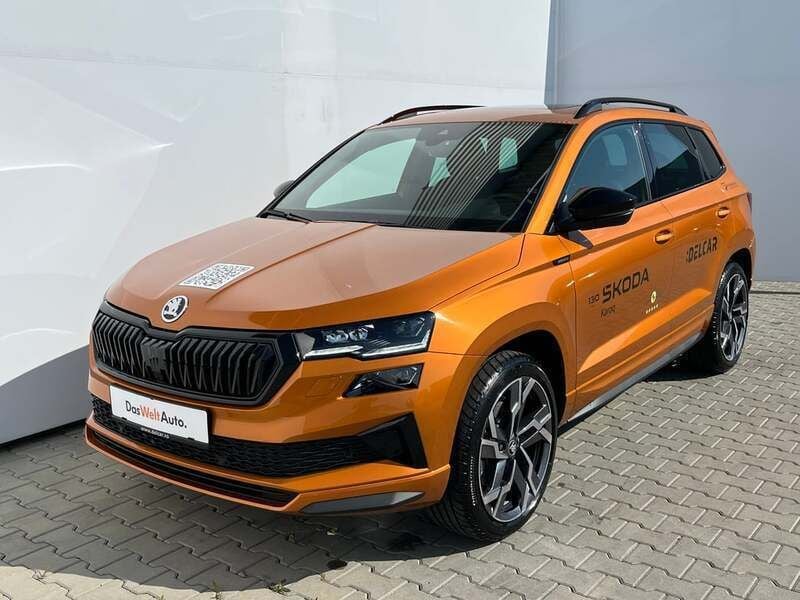 Portocaliu mediu metalic Nouă 2025 Skoda Karoq SportLine SUV | 43.980 EUR - Imagine 1/4