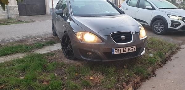 Utilizat 2010 Seat Leon Hatchback | 3.800 EUR - Imagine 1/4