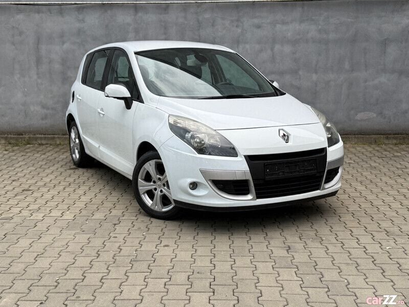 Utilizat 2010 Renault Scénic III Monovolum | 3.500 EUR (Preț OK) - Imagine 1/4