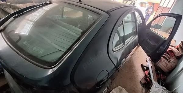 Second-hand Renault Mégane 55 CP (40 kW) 1996 Berlinǎ