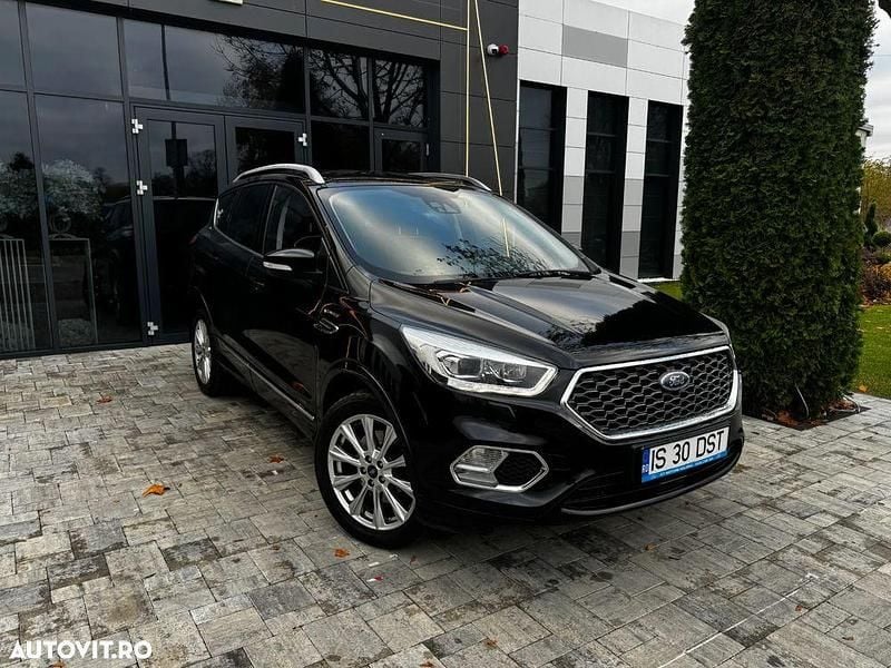 Culoarenegru Utilizat 2019 Ford Kuga Vignale SUV | 14.200 EUR (Preț bun) - Imagine 1/4
