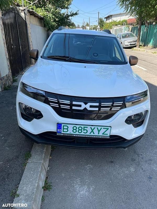 Culoarealb Utilizat 2023 Dacia Spring Extreme Hatchback | 8.900 EUR (Preț OK) - Imagine 1/4