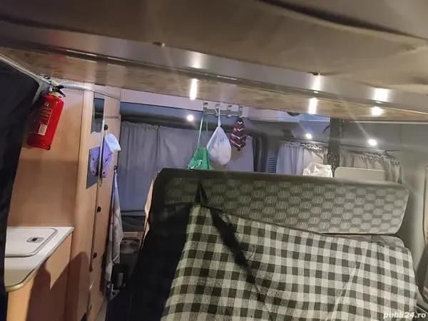 Second-hand Ford Transit Nugget 140 CP (102 kW) 2010 Van