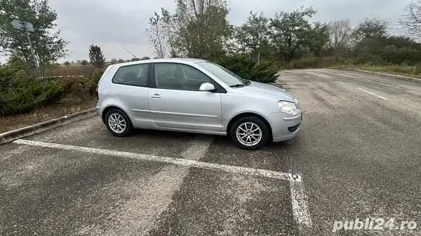 Second-hand 2009 VW Polo Hatchback | 1.650 EUR (Preț bun) - Imagine 1/4