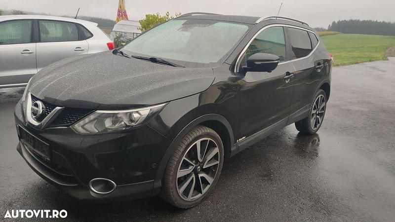 Culoarenegru Utilizat 2015 Nissan Qashqai Tekna+ SUV | 10.290 EUR (Super Preț) - Imagine 1/4