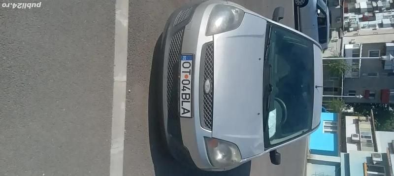 Utilizat 2007 Ford Fiesta Hatchback | 1.200 EUR (Preț OK) - Imagine 1/3