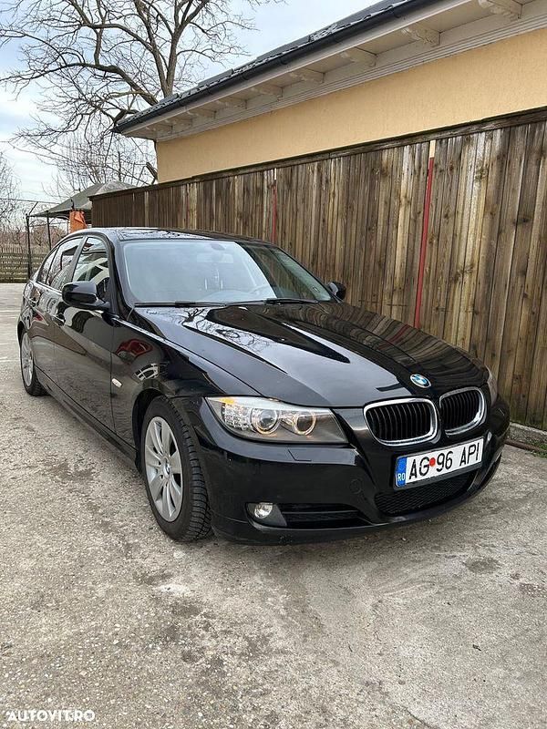 Second-hand BMW 320 Efficient Dynamics 163 CP (119 kW) 2010 Culoarenegru Berlinǎ