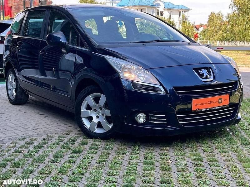 Culoarealbastru Utilizat 2011 Peugeot 5008 Access Monovolum | 4.200 EUR - Imagine 1/4