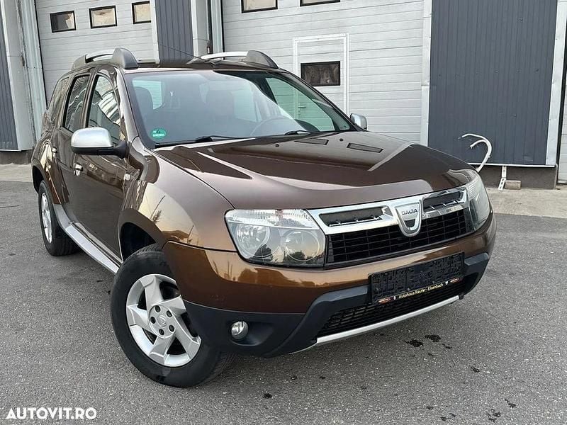 Culoaremaro Utilizat 2011 Dacia Duster Prestige SUV | 6.750 EUR (Preț OK) - Imagine 1/4