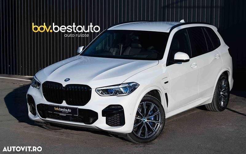 Second-hand BMW X5 M Sport 394 CP (289 kW) 2021 Culoarealb SUV