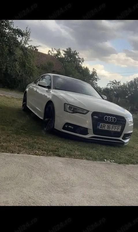 Second-hand Audi A5 Sportback S-Line 177 CP (130 kW) 2012 Alb Hatchback