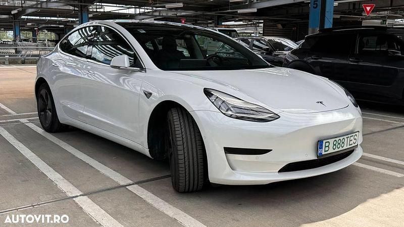 Alb Utilizat 2019 Tesla Model 3 Standard Range Plus Berlinǎ | 19.600 EUR (Puțin scump) - Imagine 1/4