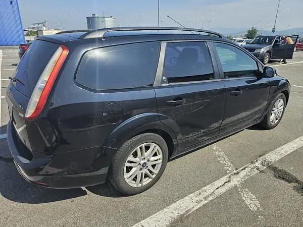 Utilizat 2008 Ford Focus Break | 2.390 EUR (Preț OK) - Imagine 1/4