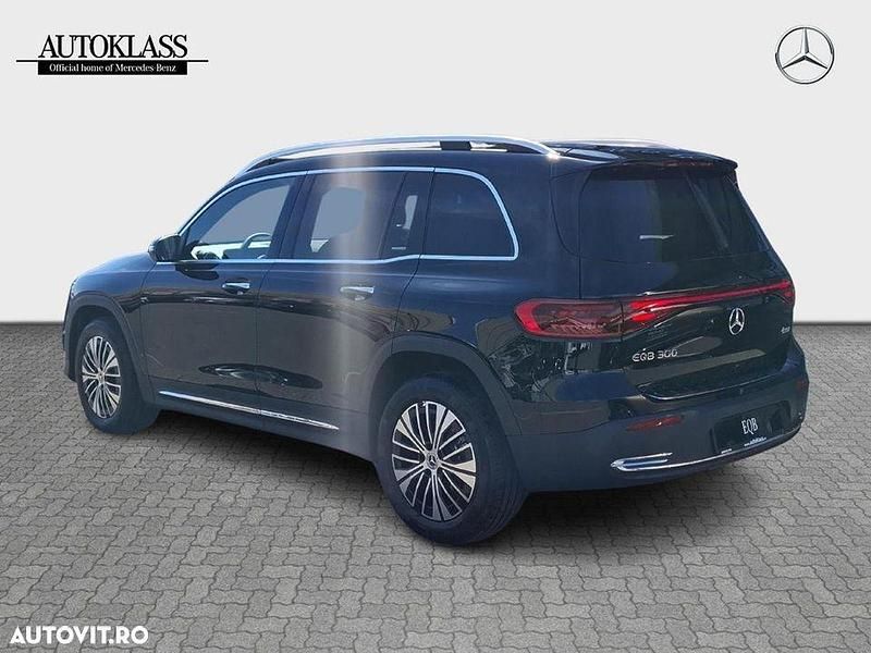 Second-hand Mercedes EQB300 167 kW (228 CP) 2025 Culoarenegru SUV