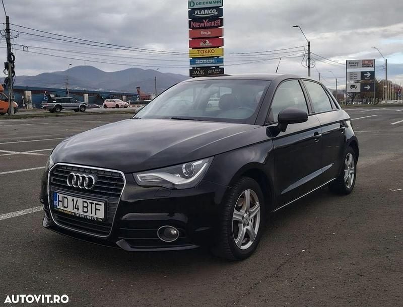 Second-hand Audi A1 Attraction 105 CP (77 kW) 2012 Culoarenegru Hatchback