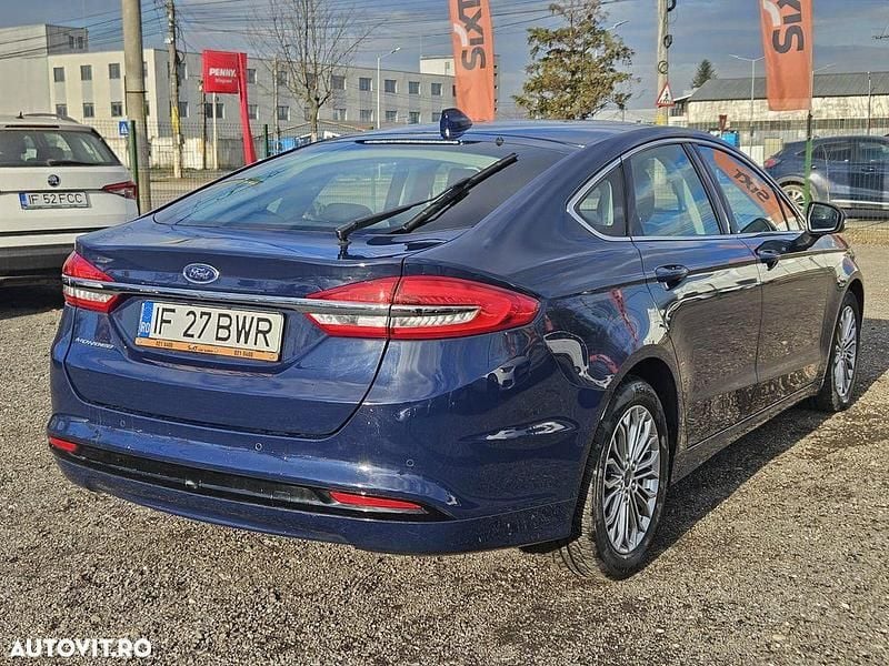 Second-hand Ford Mondeo Titanium 150 CP (110 kW) 2020 Culoarealbastru Berlinǎ