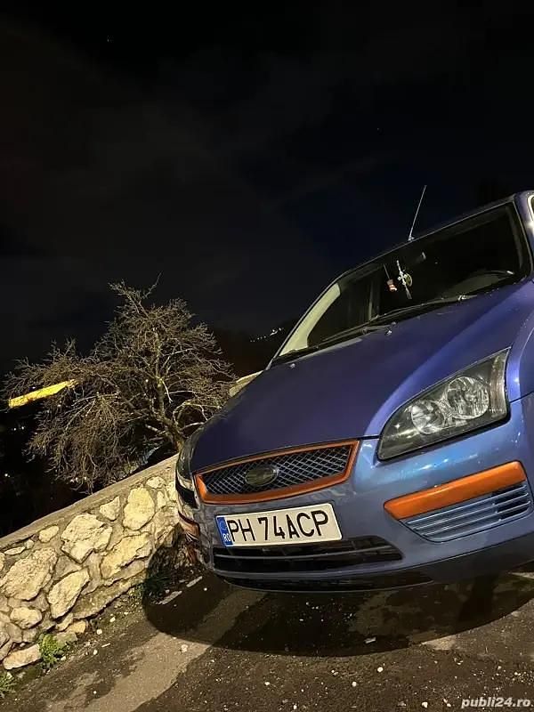 Second-hand Ford Focus 101 CP (74 kW) 2007 Albastru Hatchback
