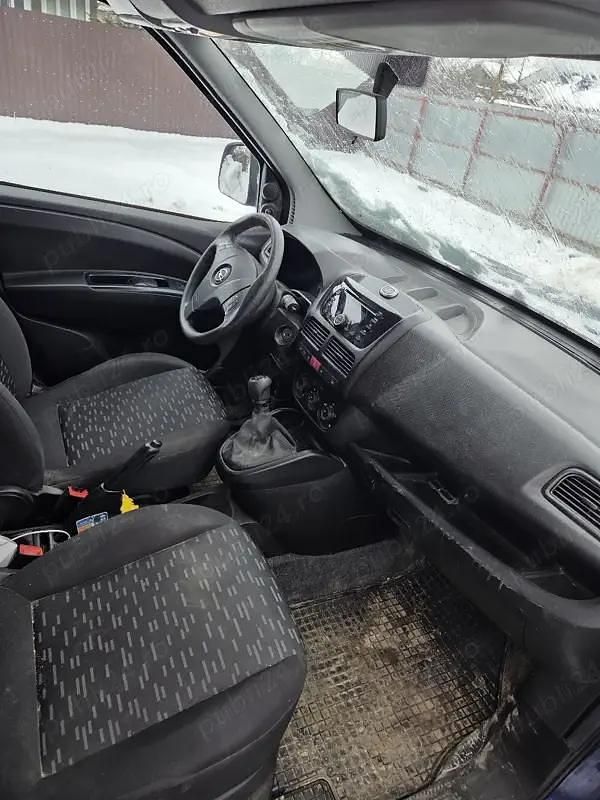 Second-hand Opel Combo 105 CP (77 kW) 2012 Monovolum