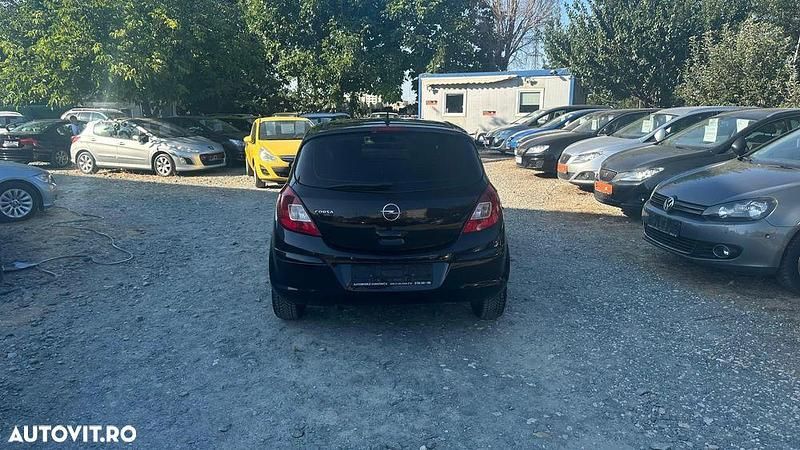 Second-hand Opel Corsa Color Edition 100 CP (73 kW) 2010 Negru