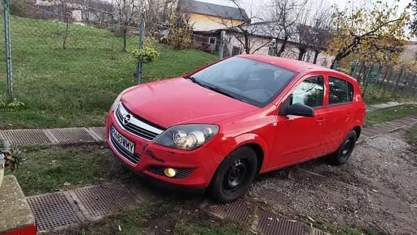 Rosu Utilizat 2008 Opel Astra Hatchback | 1.750 EUR (Preț bun) - Imagine 1/4