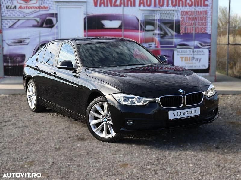 Culoarenegru Utilizat 2017 BMW 320 Advantage Berlinǎ | 14.800 EUR (Preț bun) - Imagine 1/4