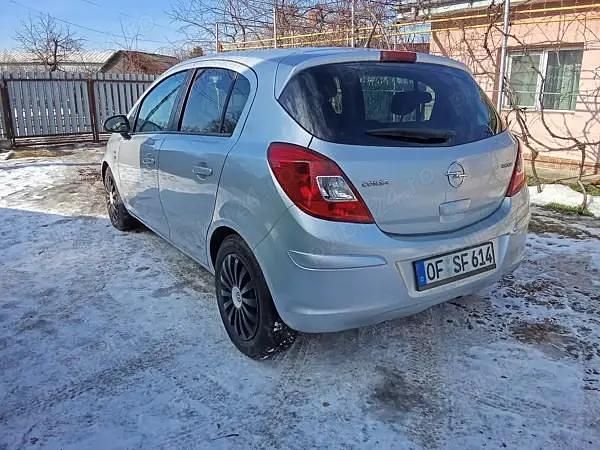 Second-hand Opel Corsa 70 CP (51 kW) 2010 Argintiu Hatchback