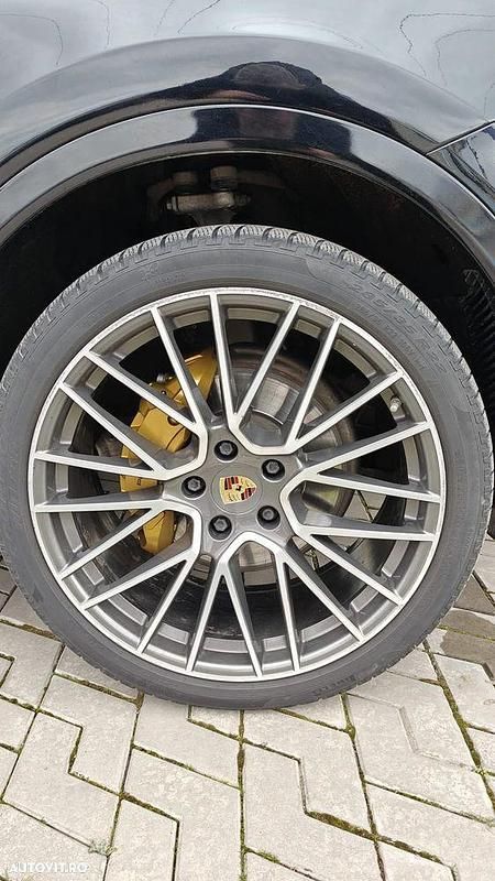 Second-hand Porsche Cayenne Coupe 340 CP (250 kW) 2019 Culoarenegru Coupe