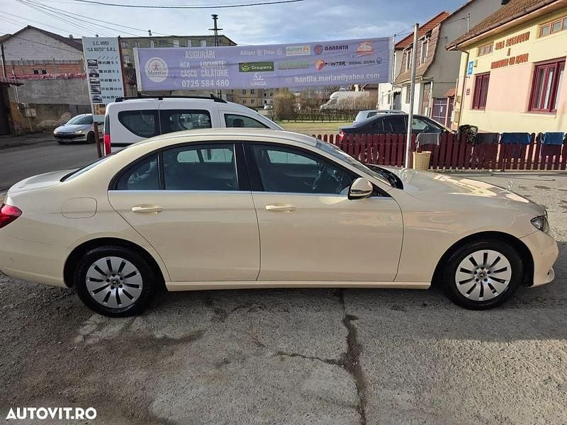 Second-hand Mercedes E200 150 CP (110 kW) 2018 Culoaregalbeuriu Berlinǎ