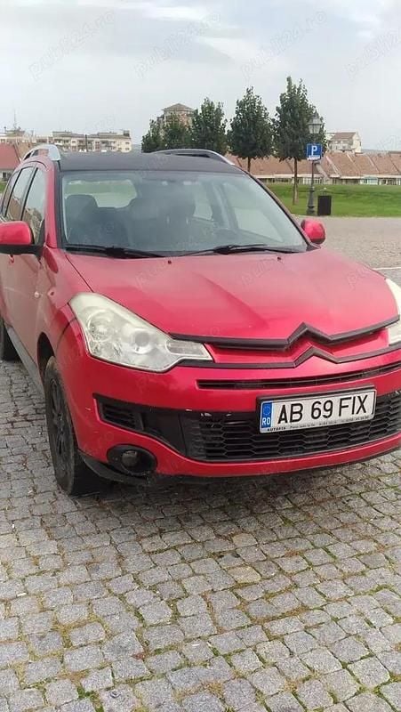 Rosu Utilizat 2007 Citroën C-Crosser SUV | 3.950 EUR - Imagine 1/3