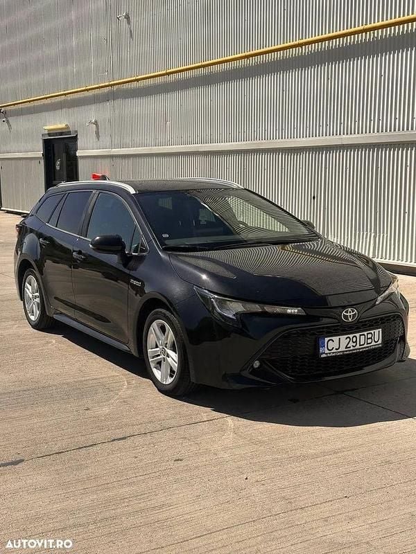 Second-hand Toyota Corolla Business Edition 98 CP (72 kW) 2021 Culoarenegru Break