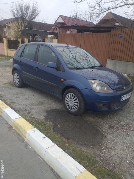 Utilizat 2007 Ford Fiesta Hatchback | 1.800 EUR (Preț OK) - Imagine 1/4