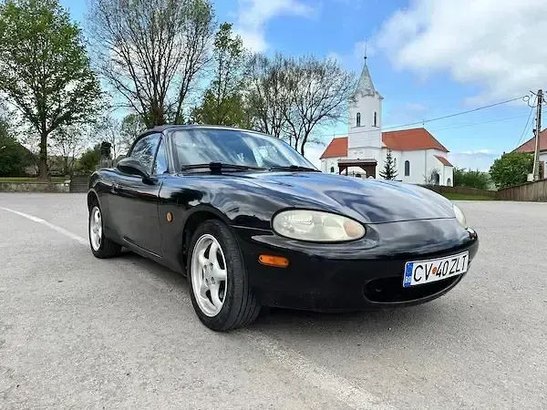 Second-hand Mazda MX5 140 CP (2000) în Sfantu Gheorghe - 4.300 EUR