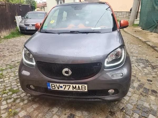 Second-hand Smart ForFour 74 CP (54 kW) 2015 Portocaliu Hatchback