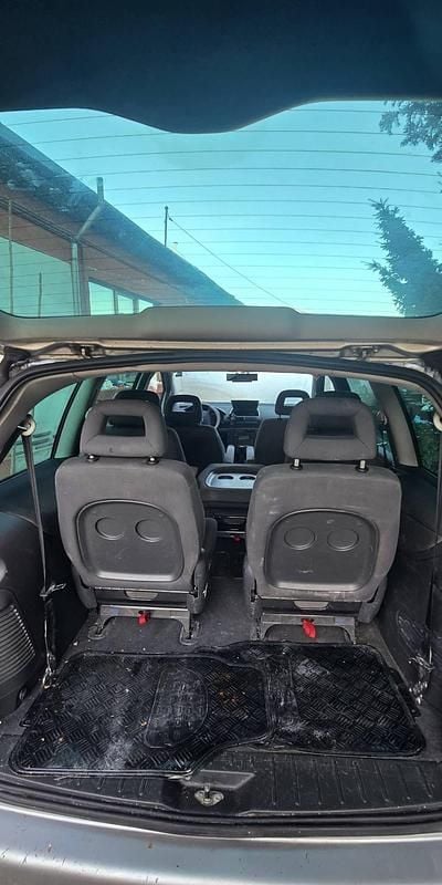 Second-hand VW Sharan 115 CP (84 kW) 2006 Monovolum