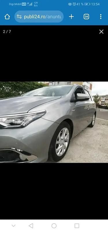 Second-hand Toyota Auris Hybrid 136 CP (100 kW) 2015 Break