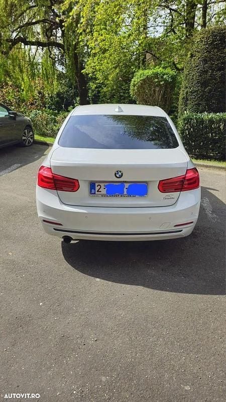 Alb Utilizat 2018 BMW 318 Break | 14.900 EUR (Preț OK) - Imagine 1/4