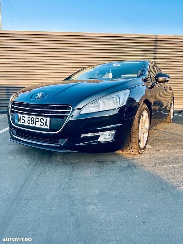 Albastru Utilizat 2011 Peugeot 508 Berlinǎ | 5.200 EUR (Preț OK) - Imagine 1/4