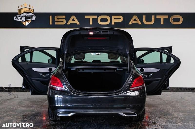 Second-hand Mercedes C220 Exclusive 194 CP (142 kW) 2019 Culoarenegru Berlinǎ