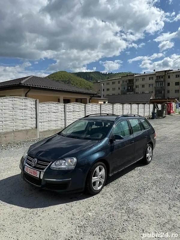Utilizat 2008 VW Golf V Berlinǎ | 2.200 EUR (Preț bun) - Imagine 1/4