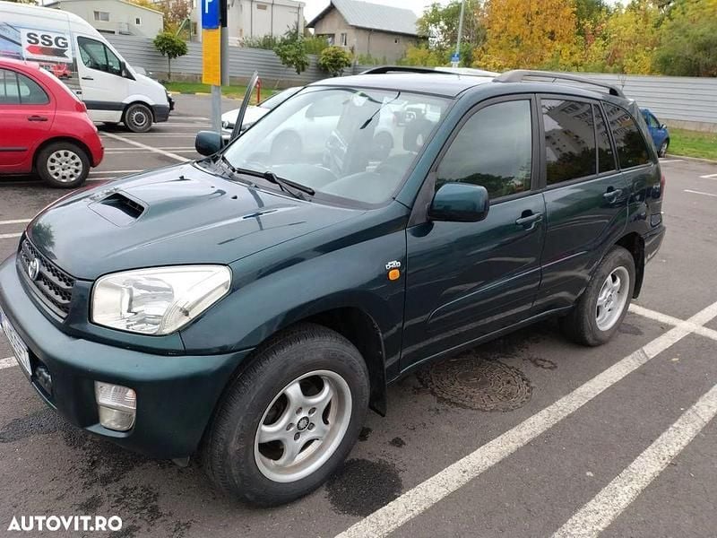 Culoareverde Utilizat 2003 Toyota RAV4 SUV | 2.900 EUR (Preț OK) - Imagine 1/4