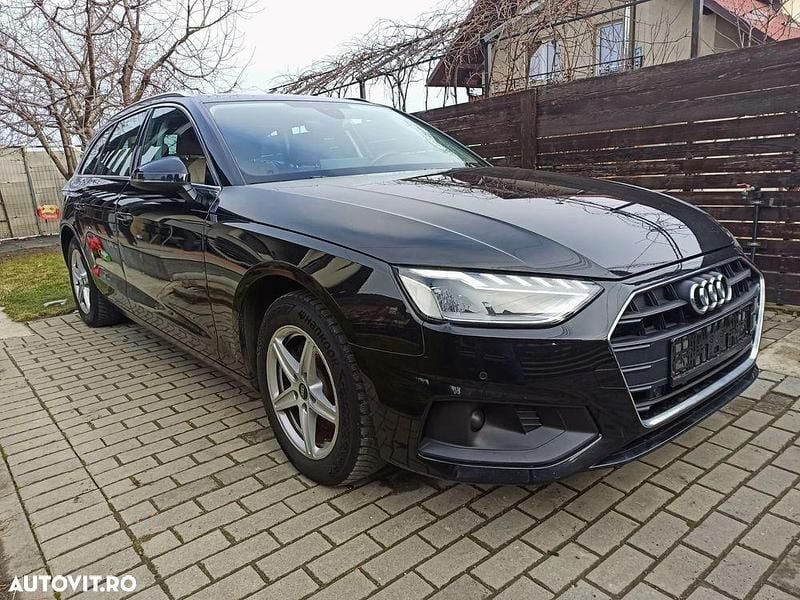 Second-hand Audi A4 Advanced 136 CP (100 kW) 2021 Culoarenegru Break